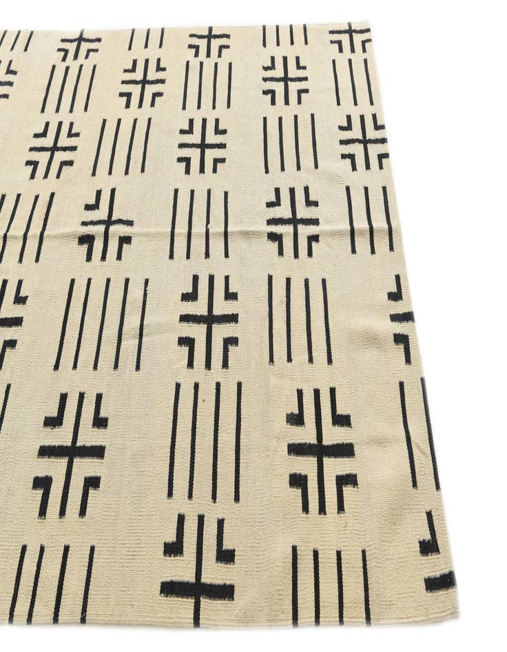 Detail image of  5' 3 x 6' 6  Hand Woven Kilim Modern Wool Square Rug