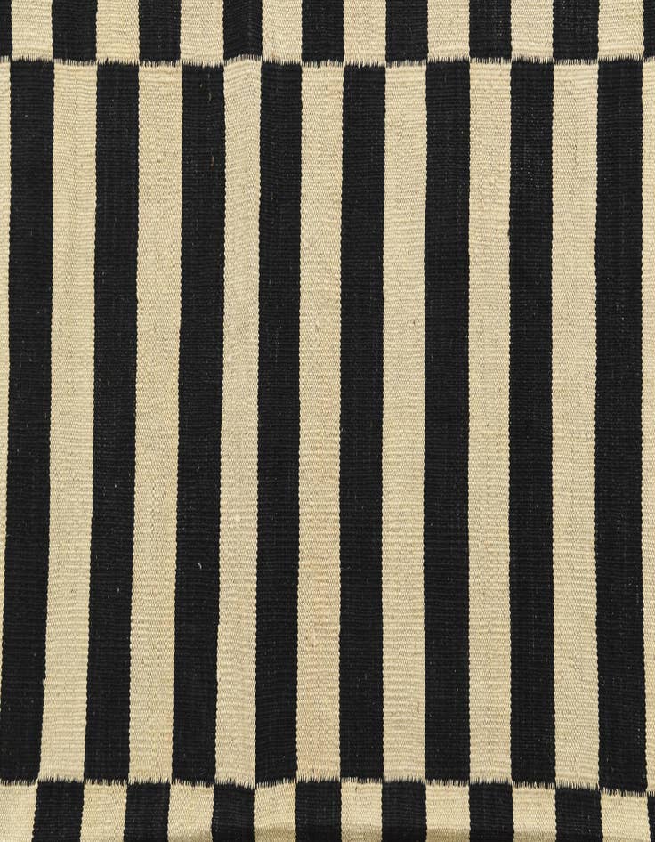 Detail image of  5' 5 x 6' 9  Hand Woven Kilim Modern Wool Square Rug