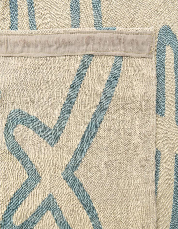 Detail image of  5' 4 x 6' 3  Hand Woven Kilim Modern Wool Square Rug