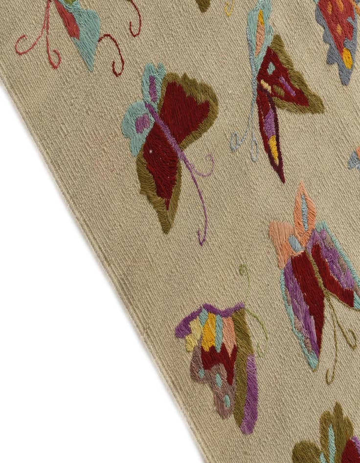 Detail image of  5' 2 x 6' 5  Hand Woven Kilim Suzani Wool Square Rug