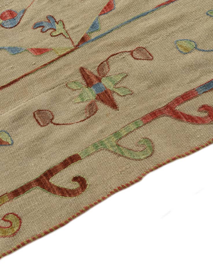 Detail image of  5' 4 x 6' 4  Hand Woven Kilim Suzani Wool Square Rug