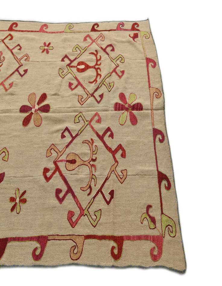 Detail image of  4' 10 x 6' 9  Hand Woven Kilim Suzani Wool Square Rug