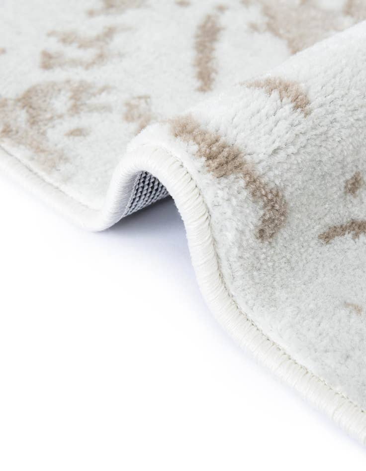 Detail image of  7' 10 x 7' 10 Laguna Square Rug