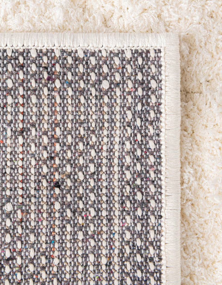 Detail image of  7' 10 x 7' 10 Lattice Shag Square Rug