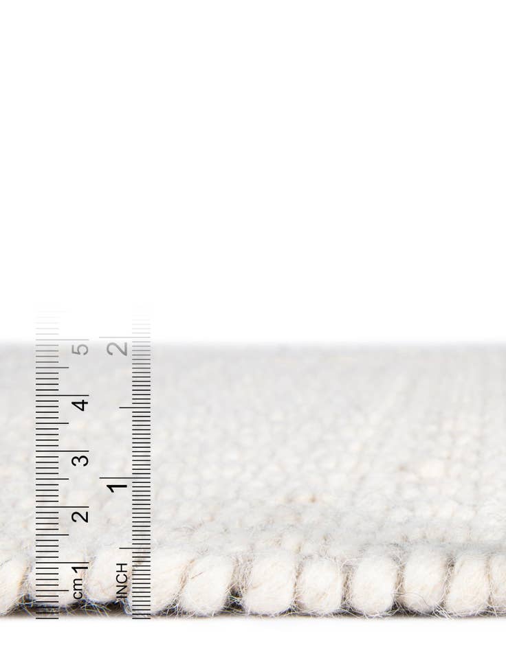 Detail image of  7' 10 x 7' 10  Hand Woven Lattice Wool Square Rug