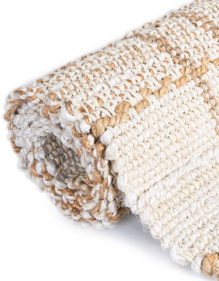 Detail image of  10' x 10'  Hand Braided Laurel Handwoven Jute Square Rug