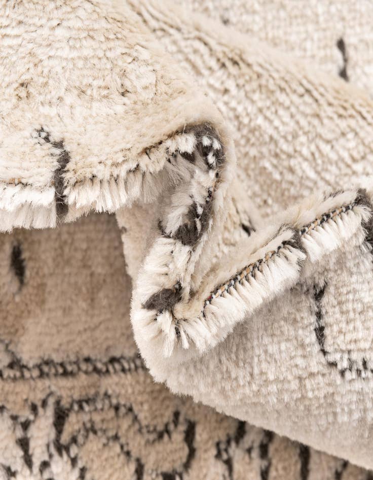 Detail image of  8' x 8' Oregon Square Rug