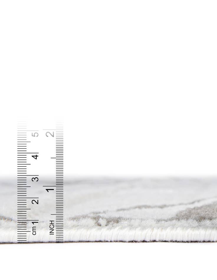 Detail image of  7' 10 x 7' 10 Oslo Square Rug