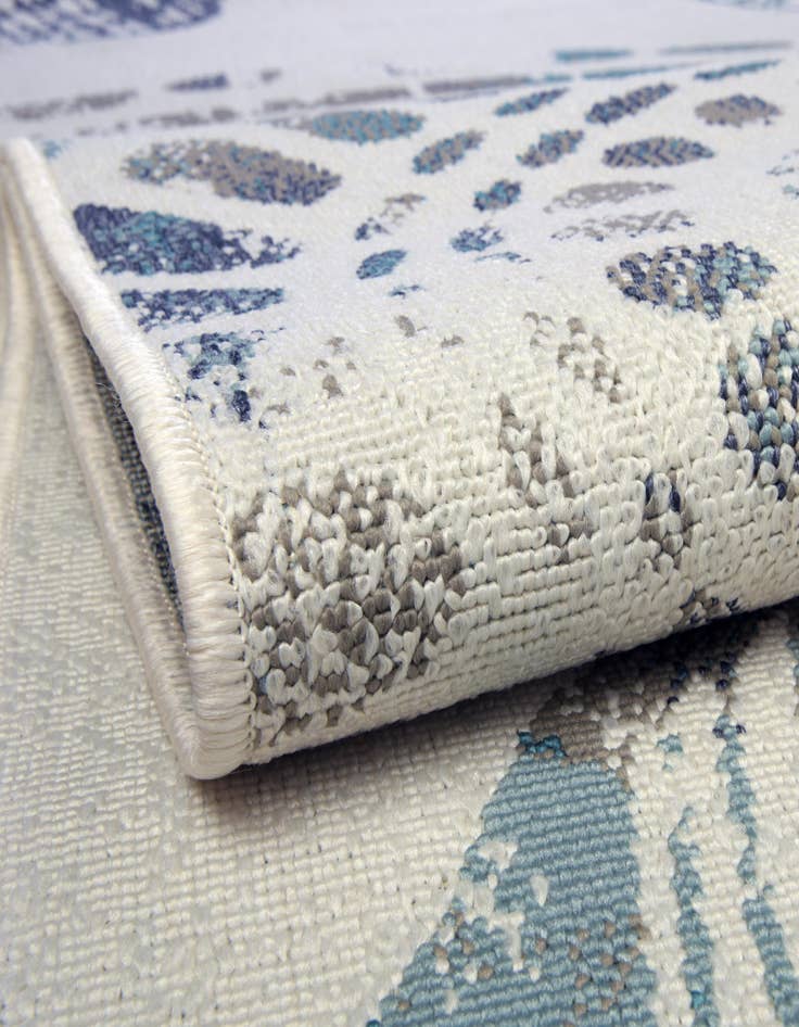 Detail image of  7' 10 x 7' 10  Washable Coastal Indoor / Outdoor Square Rug