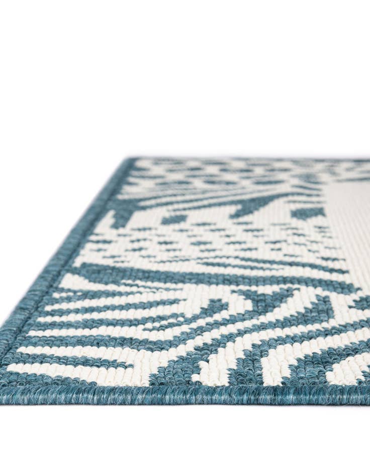 Detail image of  7' 10 x 7' 10  Washable Safari Indoor / Outdoor Square Rug