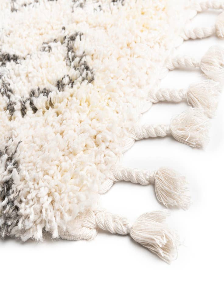 Detail image of  6' 7 x 6' 7 Soft Touch Shag Square Rug