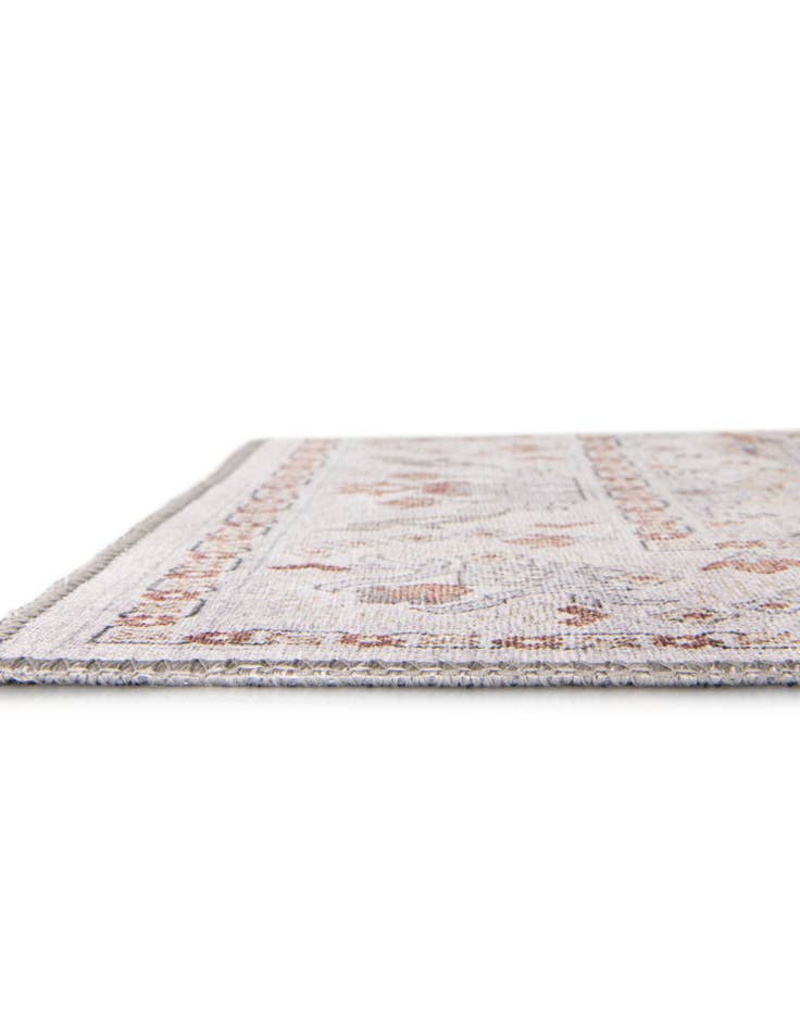 Detail image of  7' 10 x 7' 10 Timeless Square Rug