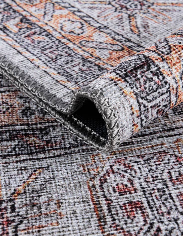 Detail image of  7' 10 x 7' 10 Timeless Square Rug