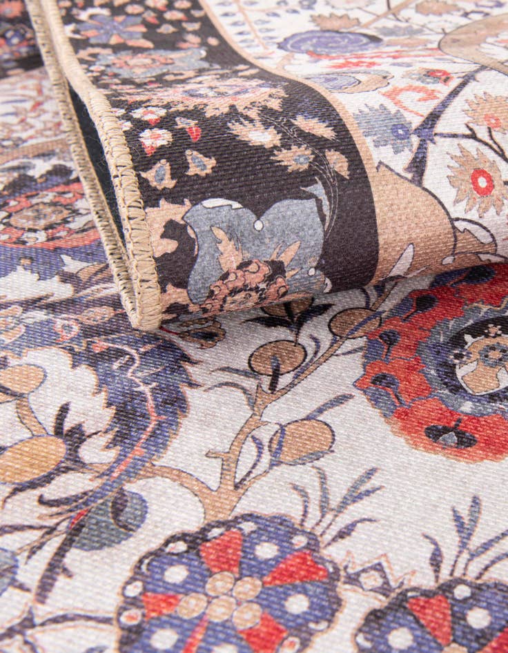 Detail image of  7' 10 x 7' 10 Timeless Square Rug