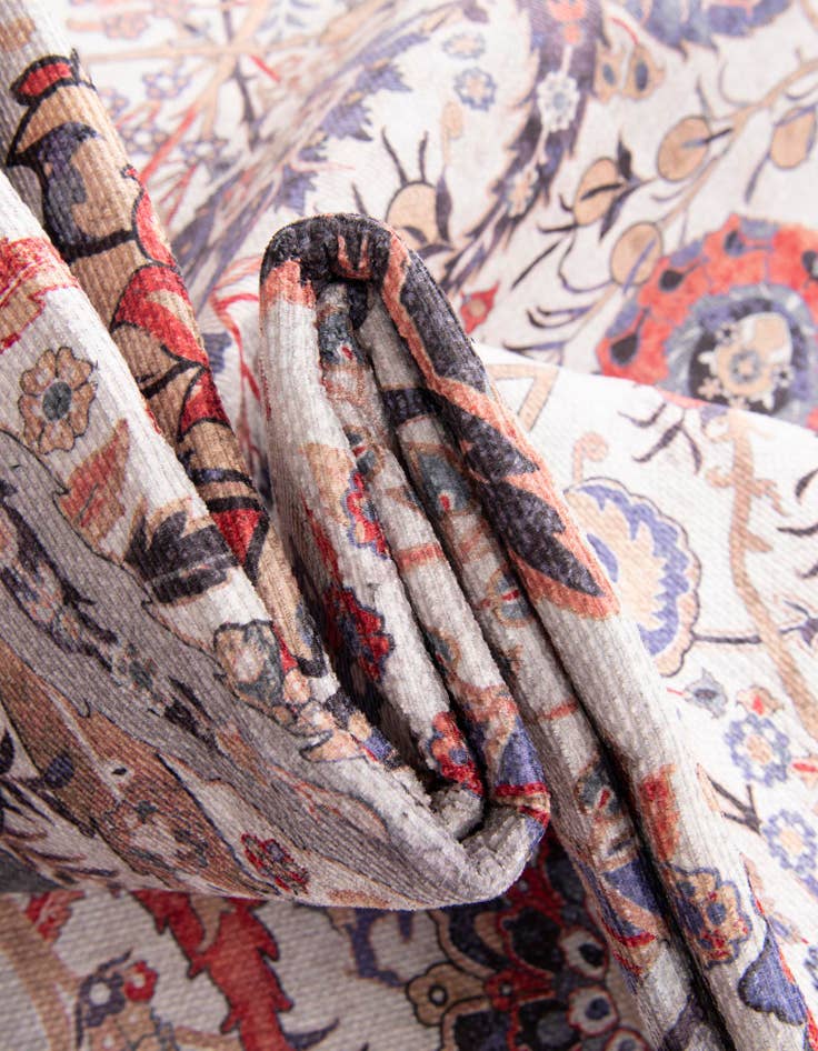 Detail image of  7' 10 x 7' 10 Timeless Square Rug