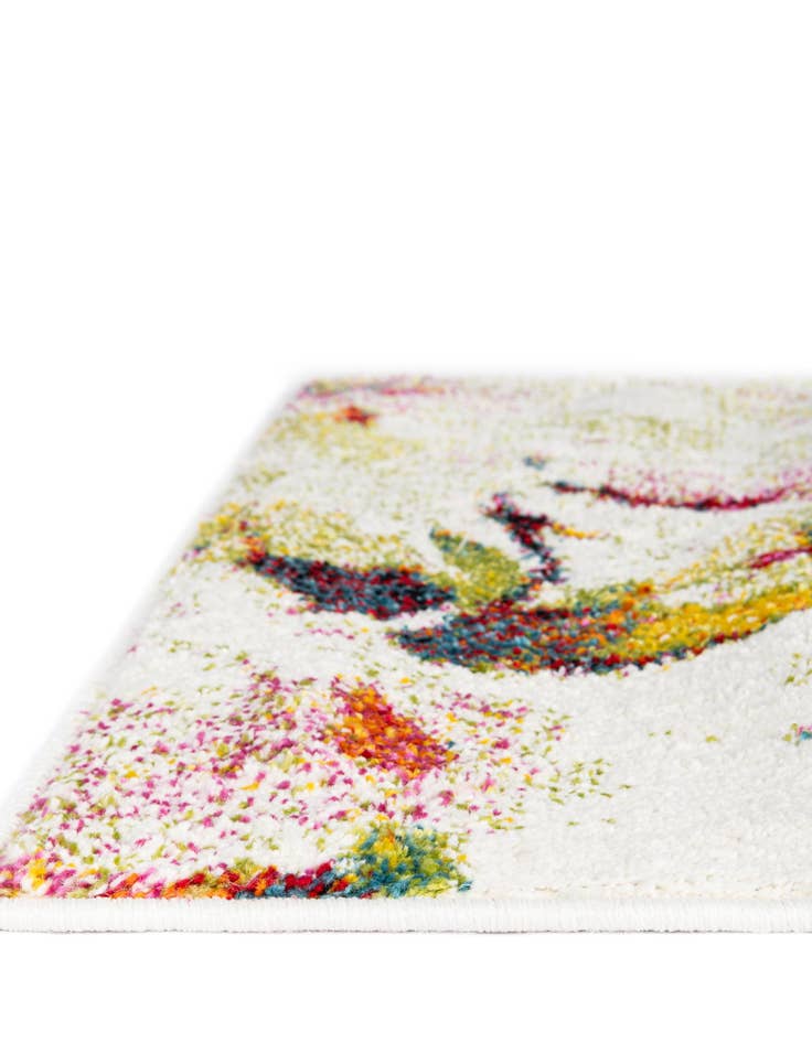 Detail image of  7' 10 x 7' 10 Tuscany Square Rug