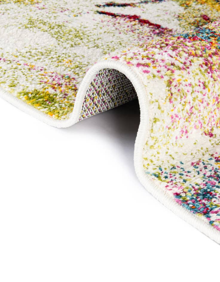 Detail image of  7' 10 x 7' 10 Tuscany Square Rug