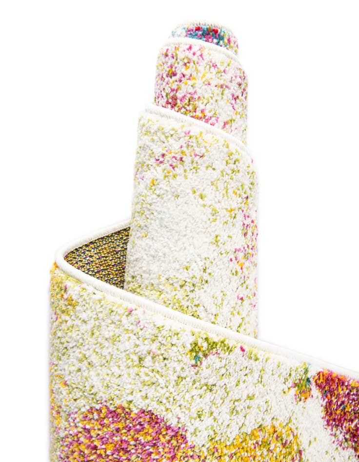 Detail image of  7' 10 x 7' 10 Tuscany Square Rug