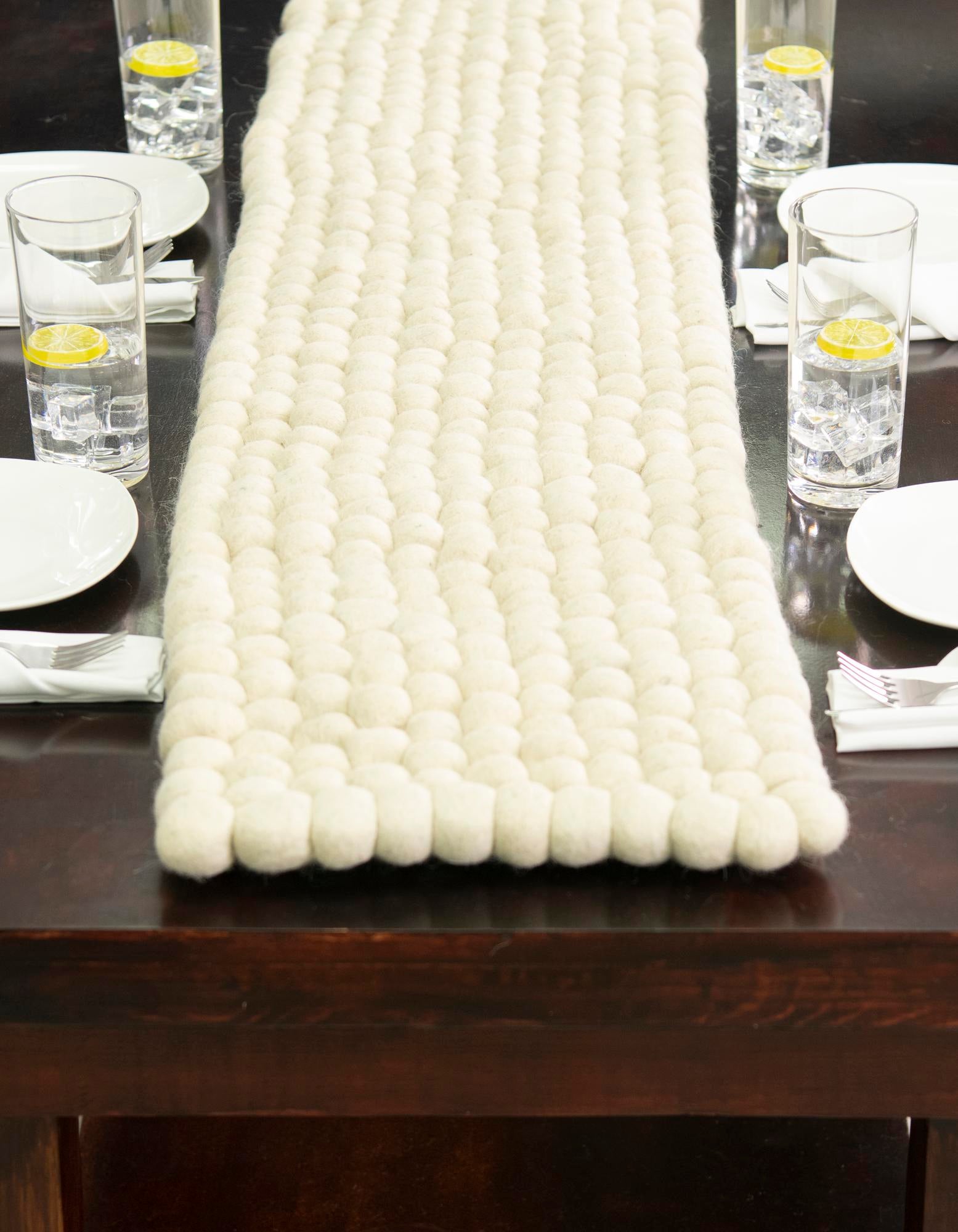 Ivory 1' 2 x 10' Hand Woven Garland Felt Ball Wool Table Runner Rug ...