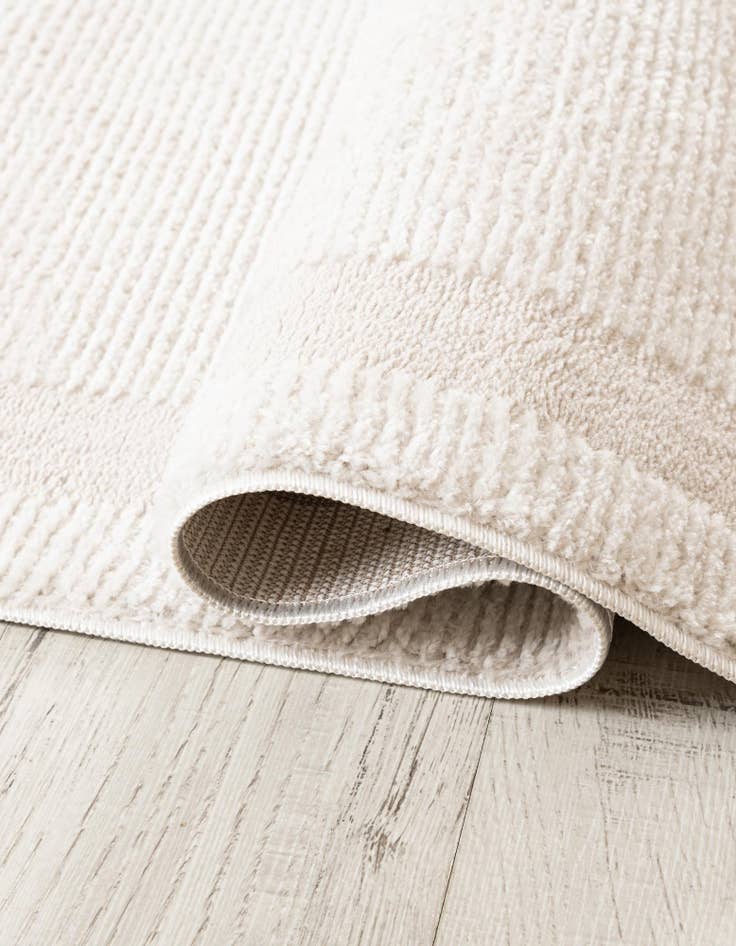 Detail image of  4' x 6' Textura Designer Rug