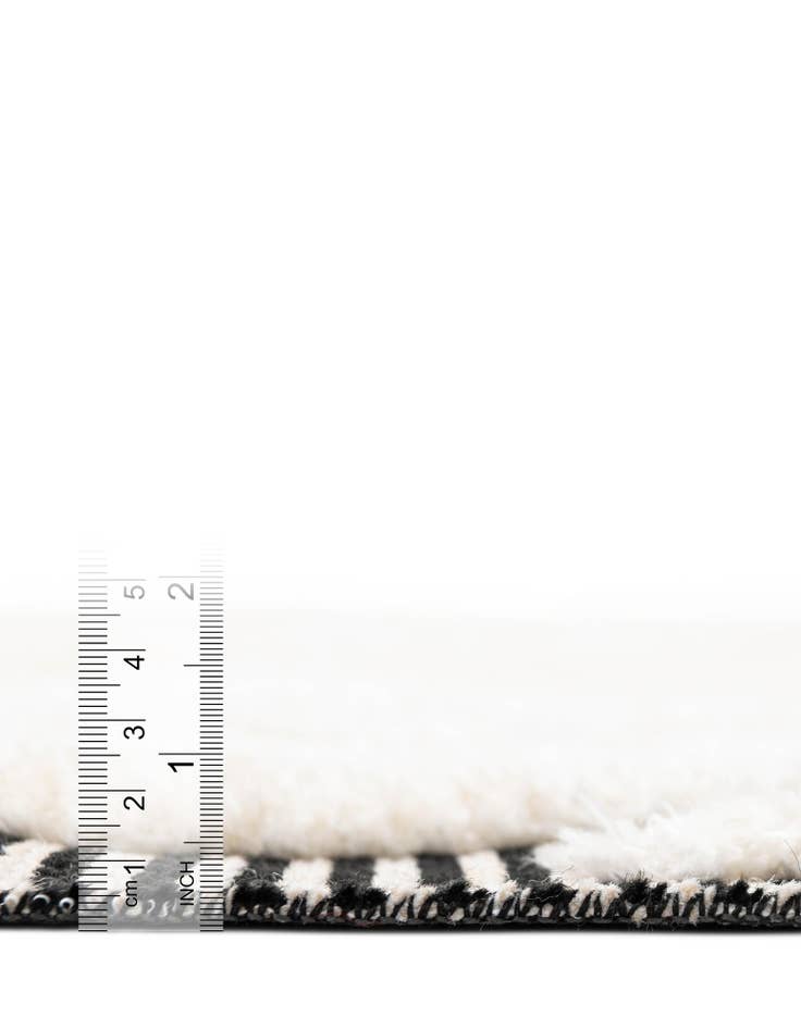 Detail image of  2' x 5' Prismatic Runner Rug