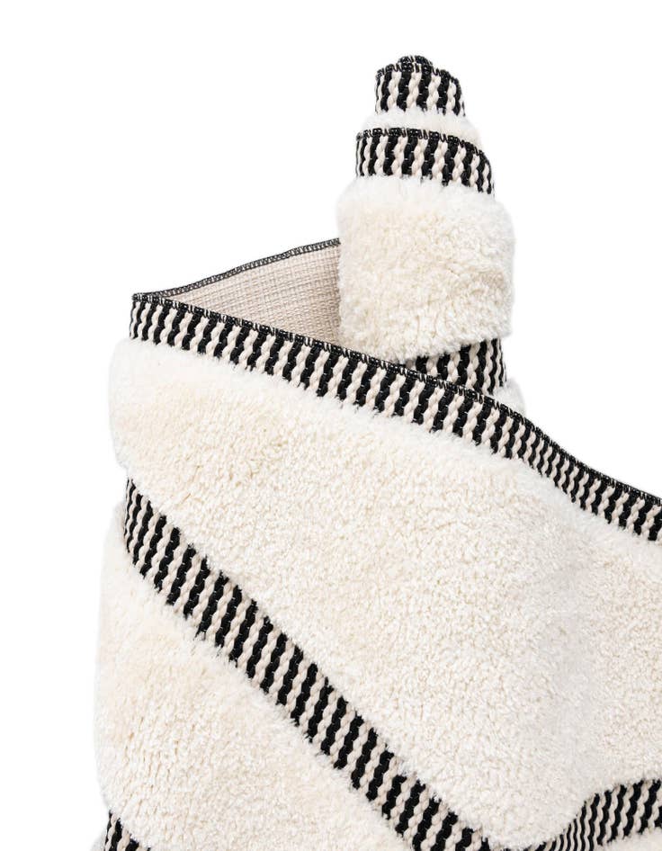 Detail image of  2' x 5' Prismatic Runner Rug