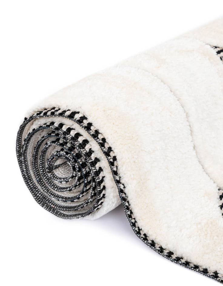 Detail image of  2' x 6' Prismatic Runner Rug