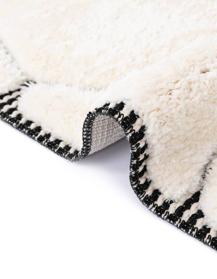 Detail image of  2' x 5' Prismatic Runner Rug