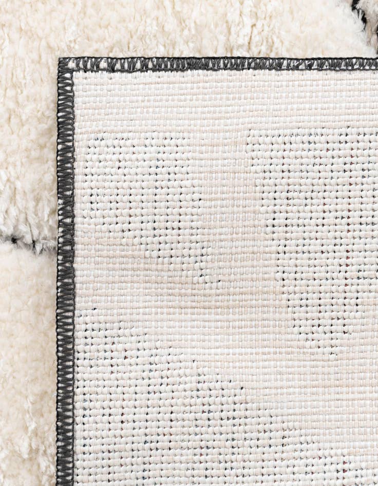 Detail image of  10' x 10' Prismatic Square Rug