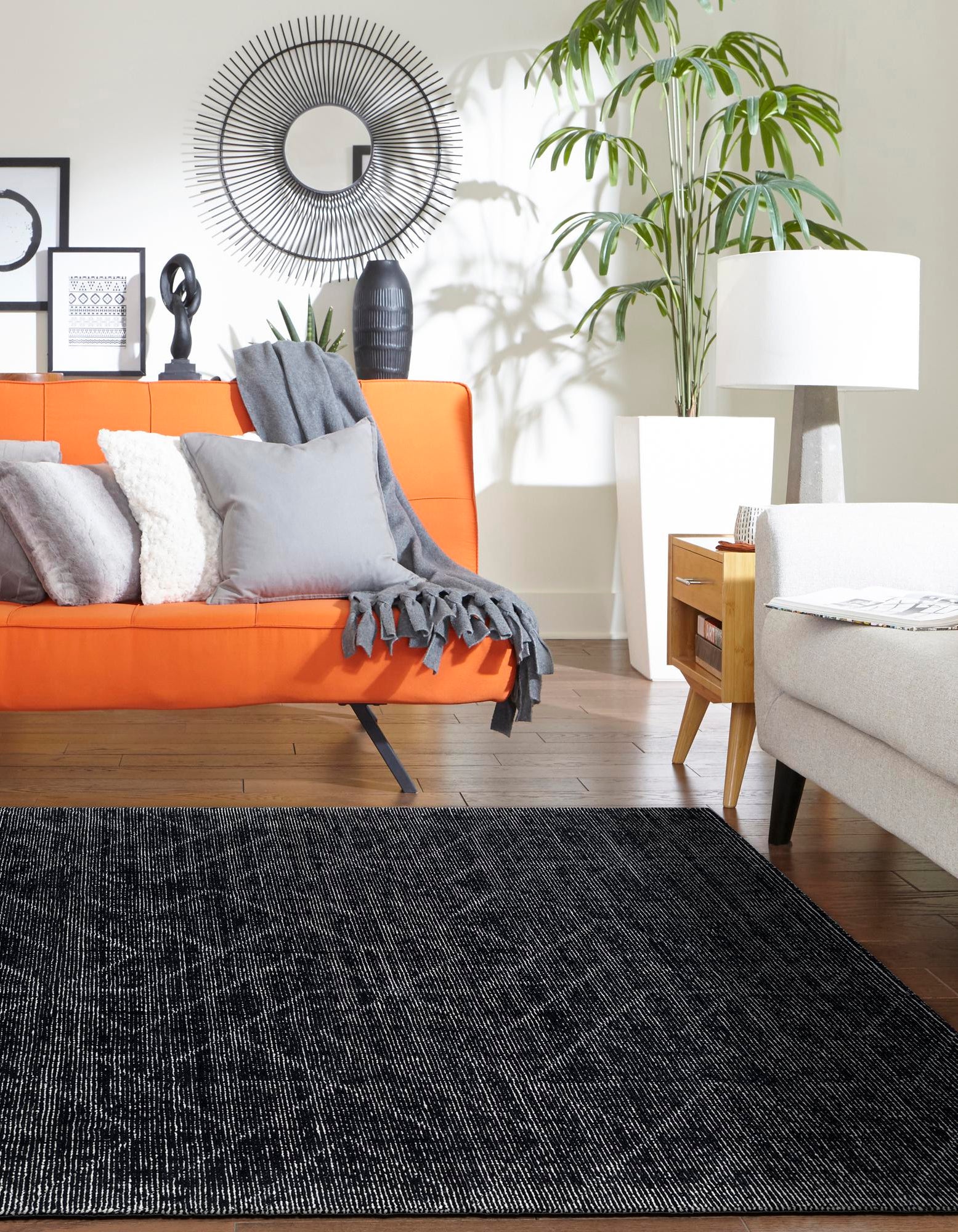 Jet Black 4' 1 x 6' 1 WoolCraft Geometric Rug | Rugs.com