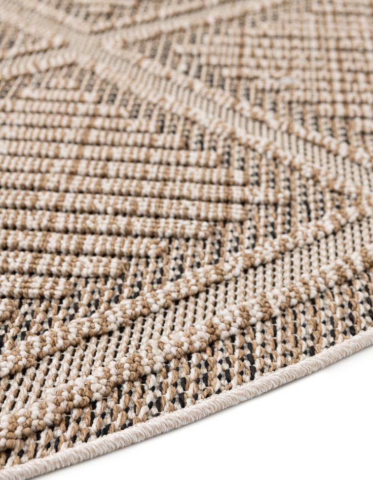Detail image of  3' 1 x 3' 1  Washable Lattice Indoor / Outdoor Round Rug