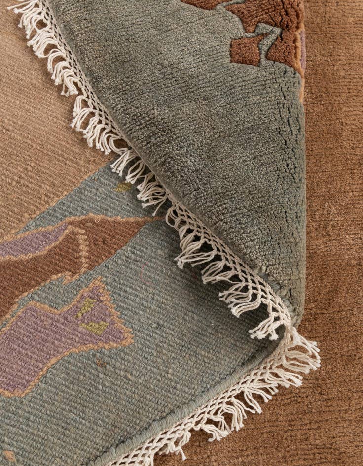 Detail image of  9' 7 x 9' 10  Hand Knotted Tibet Wool Round Rug