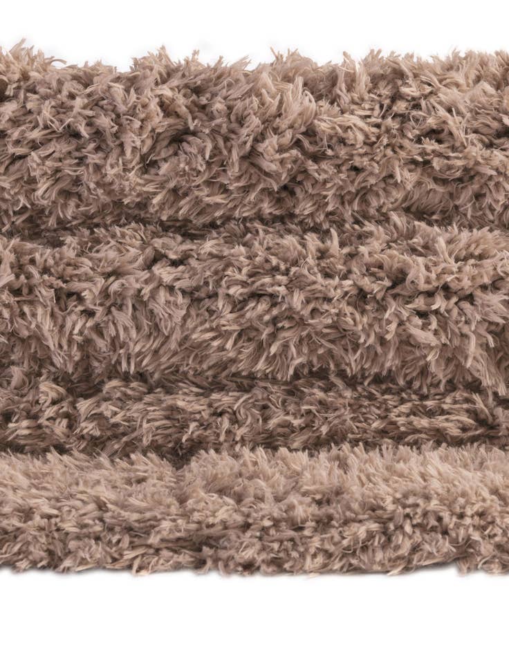 Detail image of  2' x 6' 5 Infinity Shag Runner Rug