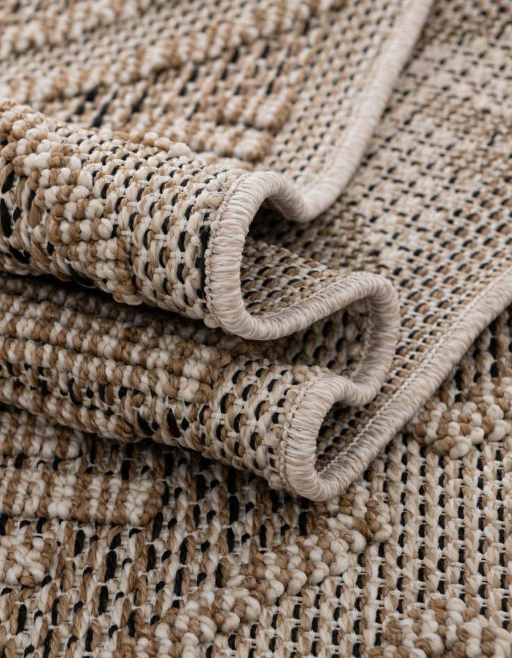 Detail image of  2' x 8'  Washable Lattice Indoor / Outdoor Runner Rug