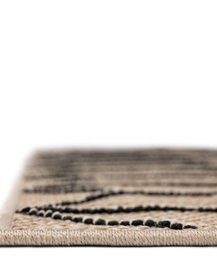 Detail image of  7' 10 x 7' 10  Washable Lattice Indoor / Outdoor Square Rug