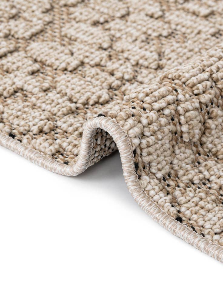 Detail image of  7' 10 x 7' 10  Washable Safari Indoor / Outdoor Square Rug