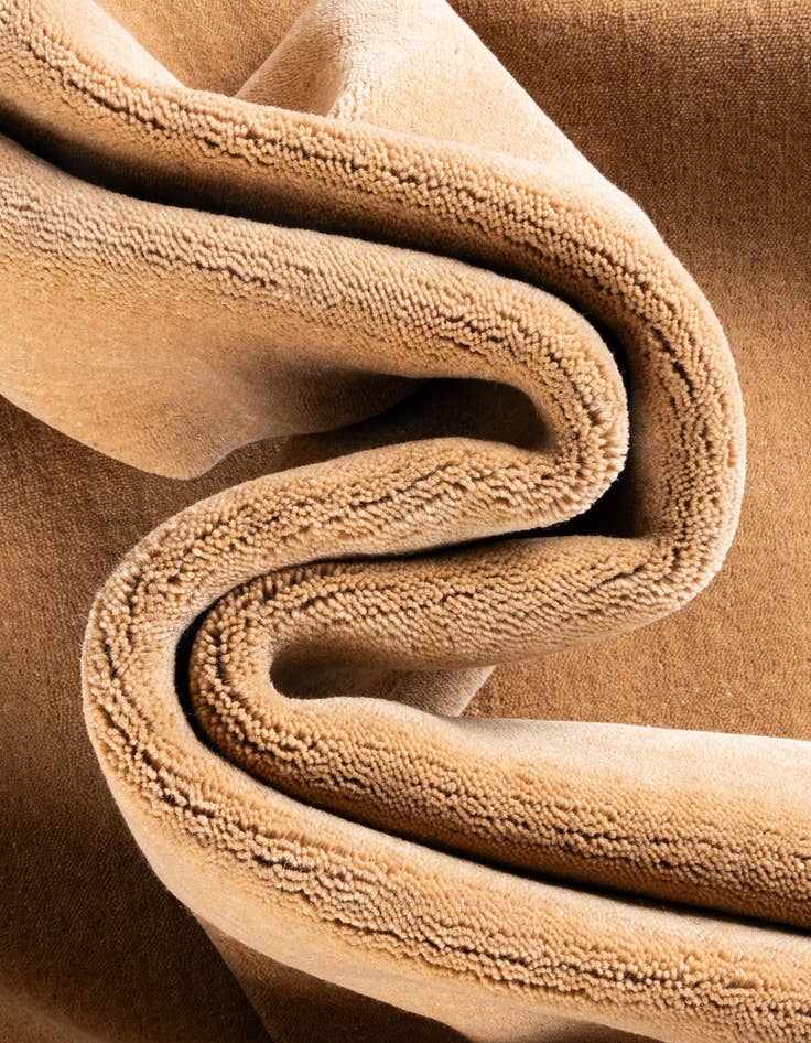 Detail image of  2' 7 x 8' Jill Zarin Border Wool Runner Rug