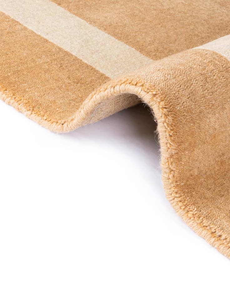 Detail image of  5' 1 x 5' 1 Jill Zarin Border Wool Square Rug