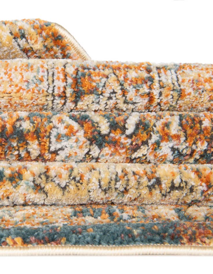 Detail image of  3' 3 x 3' 3 Isabella Round Rug