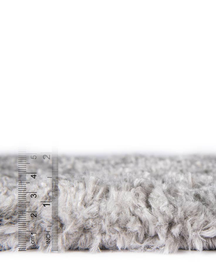 Detail image of  3' 2 x 3' 2 Zermatt Shag Round Rug