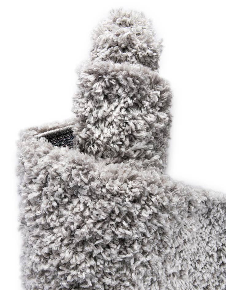 Detail image of  3' 2 x 3' 2 Zermatt Shag Round Rug