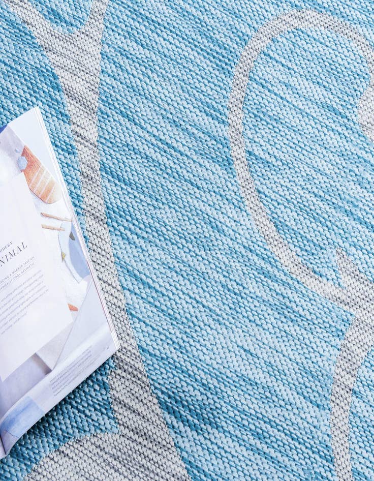 Detail image of  6' x 9'  Washable Botanical Indoor / Outdoor Rug