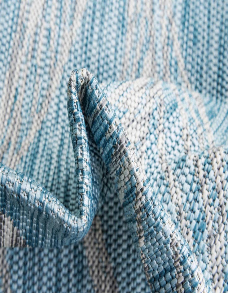 Detail image of  5' 3 x 8'  Washable Botanical Indoor / Outdoor Rug