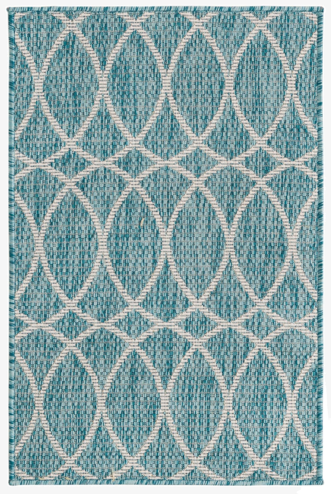  2' 2 x 3'  Washable Lattice Indoor / Outdoor Rug