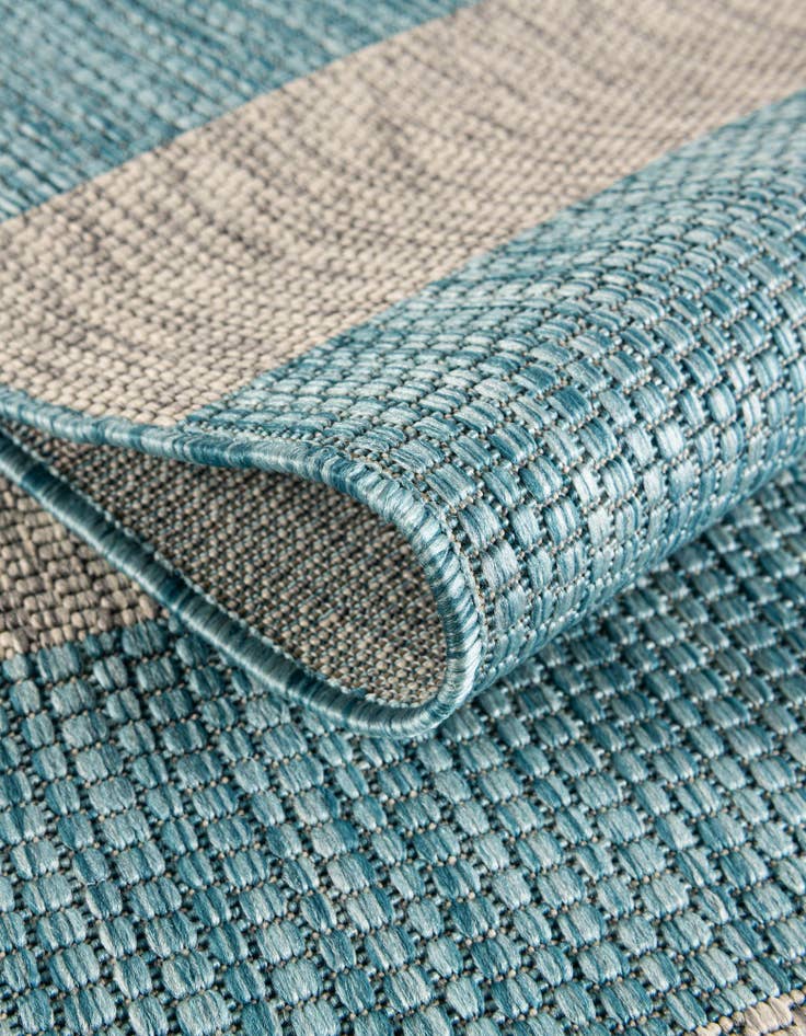 Detail image of  4' x 6'  Washable Ribbon Indoor / Outdoor Rug