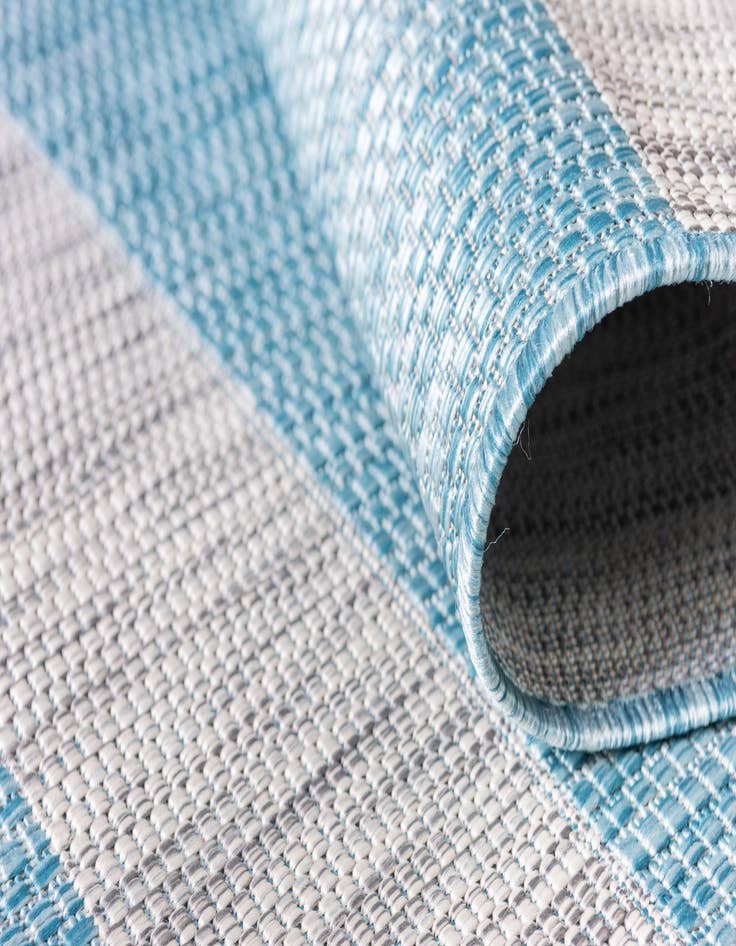 Detail image of  4' x 6'  Washable Ribbon Indoor / Outdoor Rug
