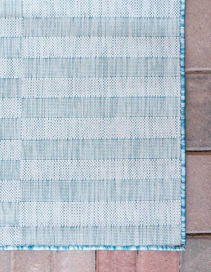 Detail image of  4' x 6'  Washable Ribbon Indoor / Outdoor Rug