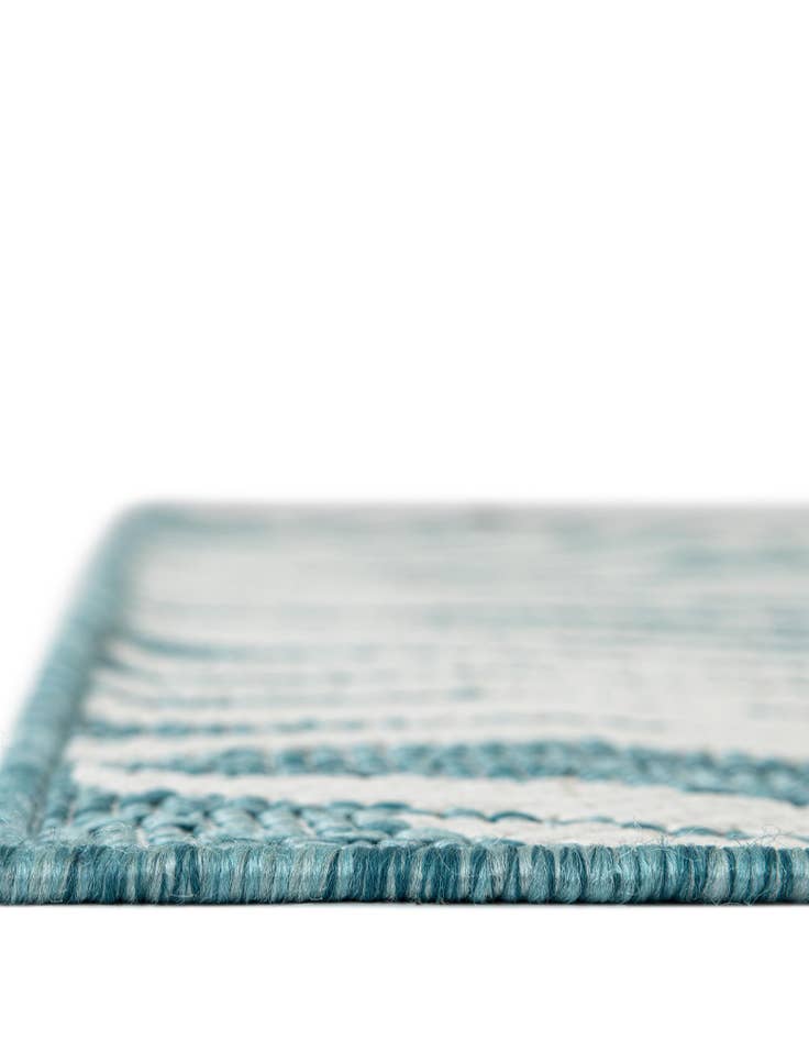 Detail image of  2' 7 x 10'  Washable Botanical Indoor / Outdoor Runner Rug