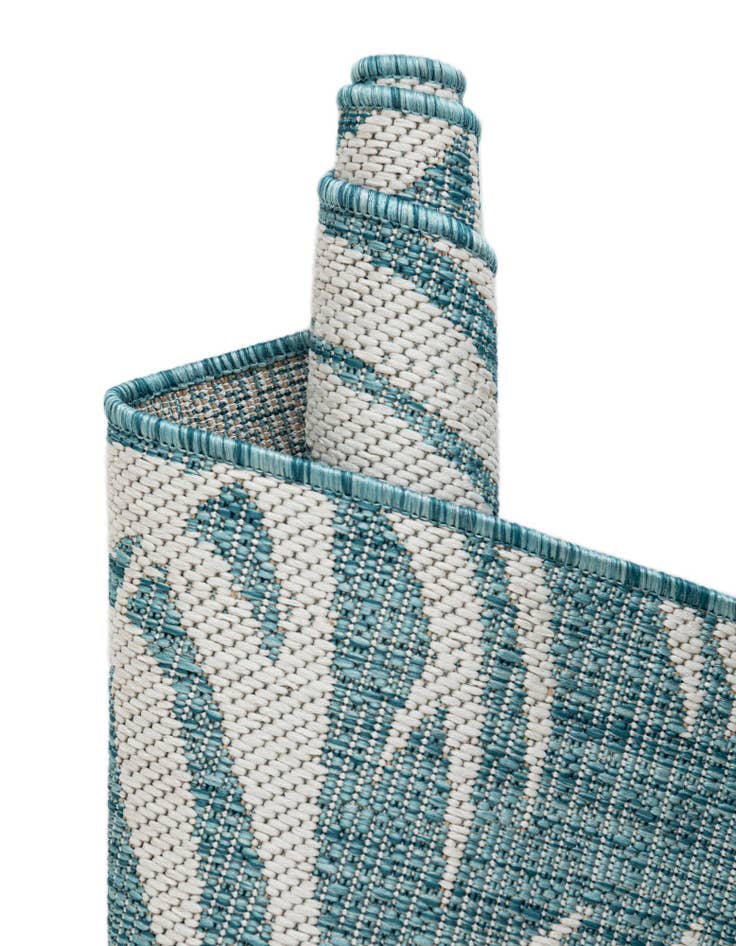 Detail image of  2' 7 x 10'  Washable Botanical Indoor / Outdoor Runner Rug