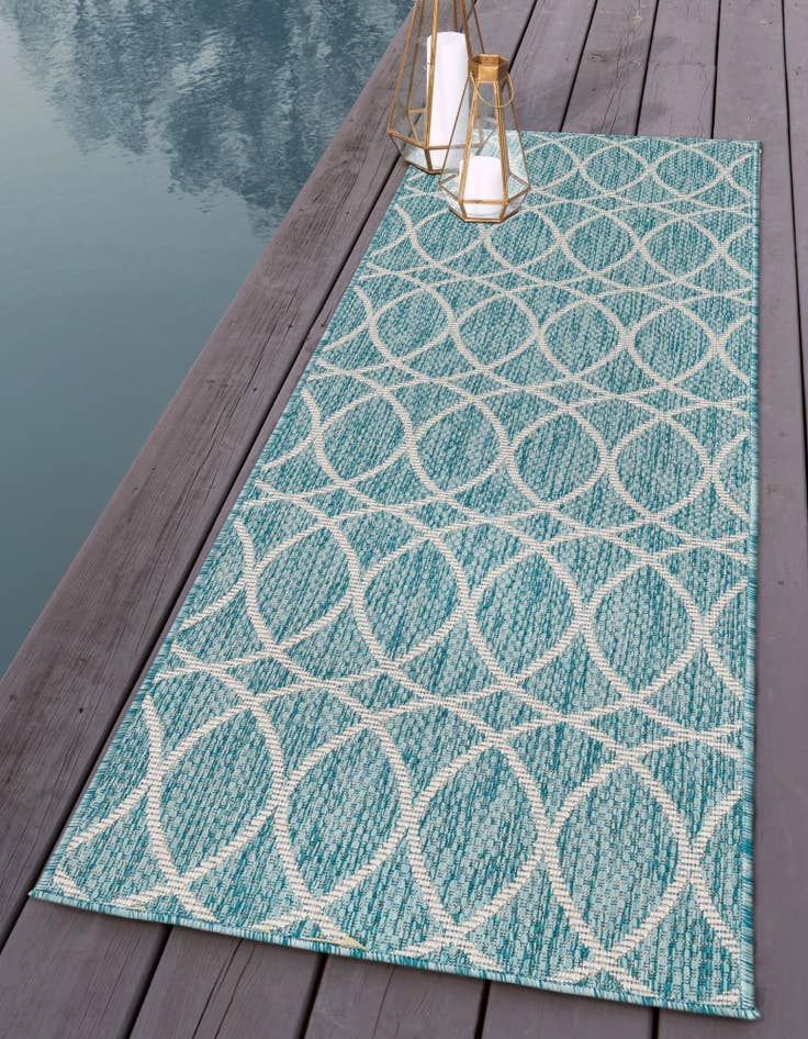 Detail image of  2' x 6'  Washable Lattice Indoor / Outdoor Runner Rug